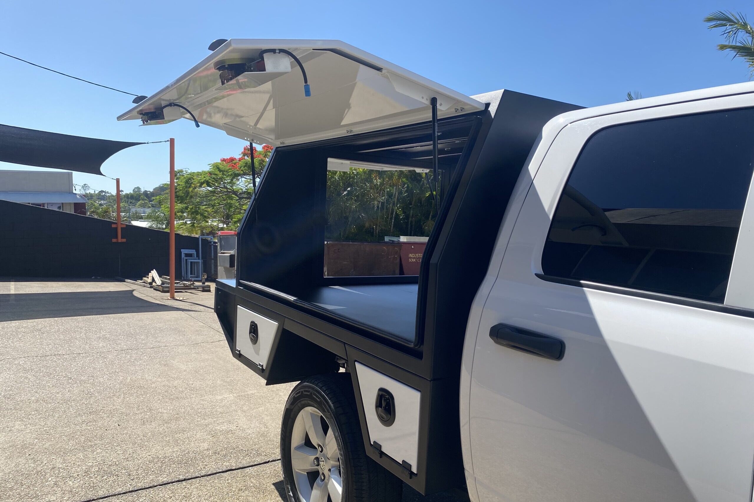 Custom Built UTE Toolboxes, Racks, Canopies & Accessories